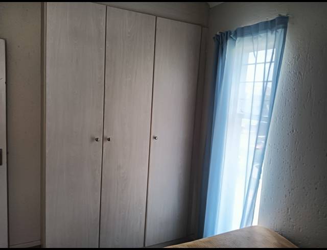 2 BEDROOM SECTIONAL TITLE FOR SALE IN KLIPPOORTJE